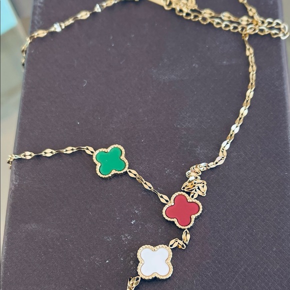 Van cliff inspired four leaf clover necklace - Picture 3 of 3